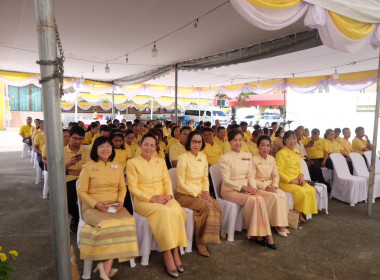 เข้าร่วมพิธีเสกนำพระพุทธมนต์ศักดิ์สิทธิ์และพิธีเวียนเทียนสมโภชน้ำพระพุทธมนต์ศักดิ์สิทธิ์ เพื่อใช้ในงานเฉลิมพระเกียรติพระบาทสมเด็จพระเจ้าอยู่หัว ... พารามิเตอร์รูปภาพ 5